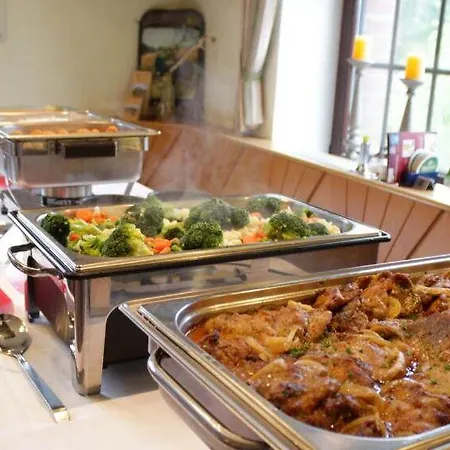 ホテル Landgasthaus Veltheimer Hof 3*