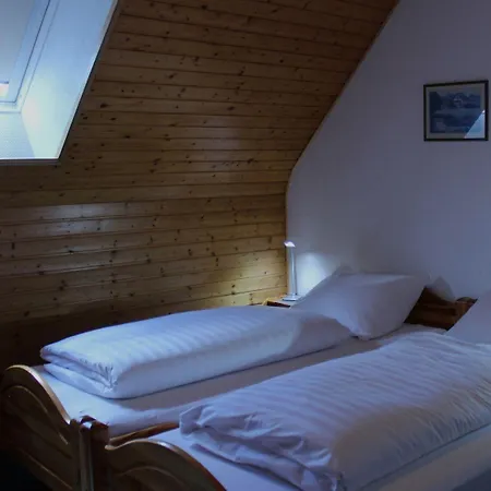 ホテル Landgasthaus Veltheimer Hof ポルタ・ヴェストファーリカ