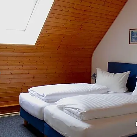 Hotel Landgasthaus Veltheimer Hof 3*