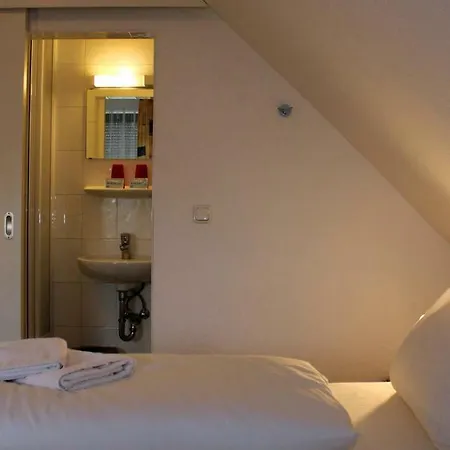 Landgasthaus Veltheimer Hof 3*