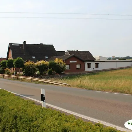 Landgasthaus Veltheimer Hof Szálloda 3*