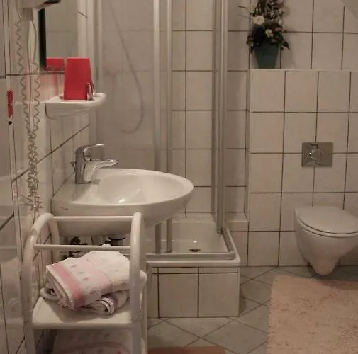 Landgasthaus Veltheimer Hof 3*